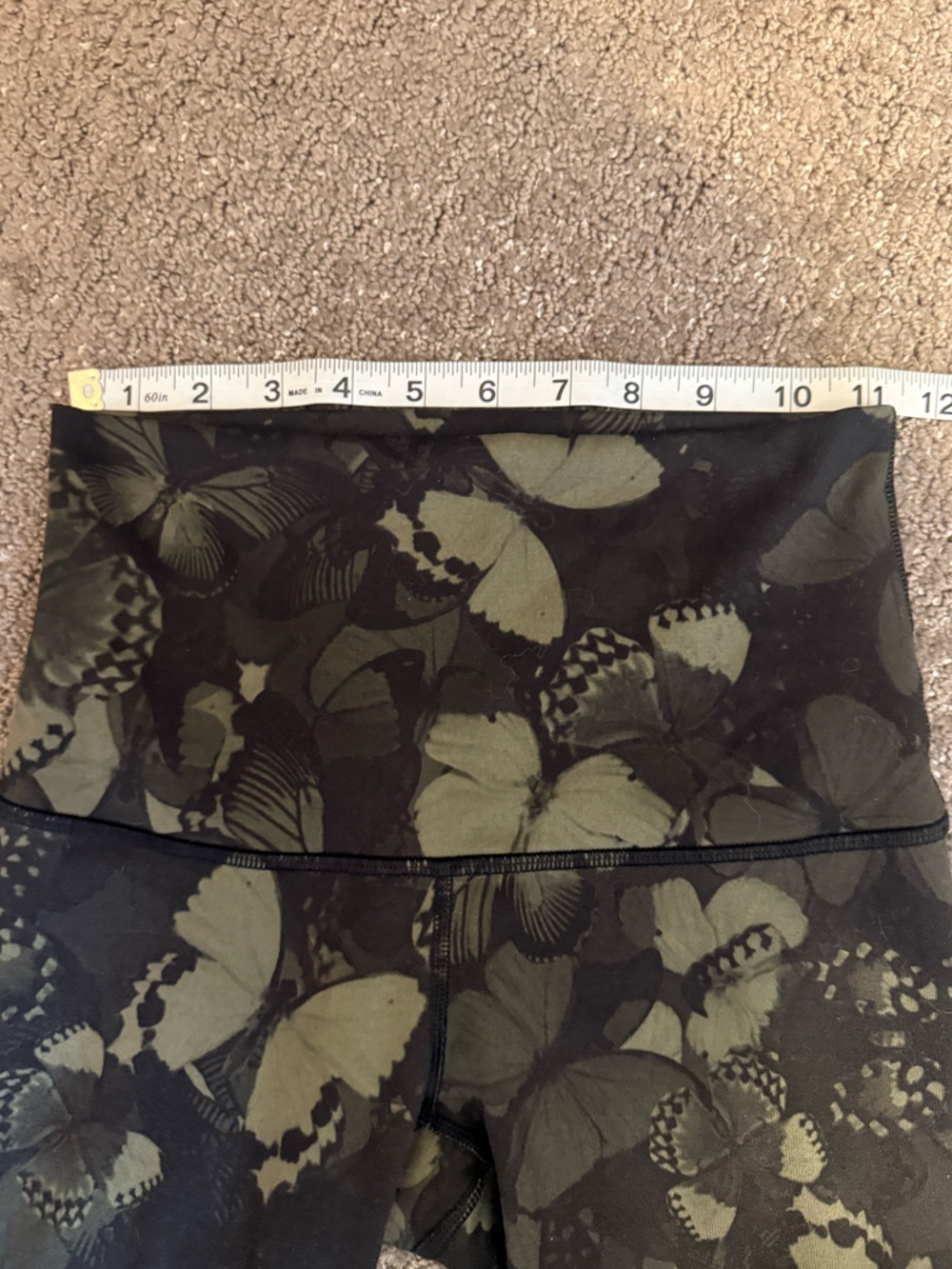 Lululemon Wunder Under Pant *Full-On Luon (Hi-Rise) Size 4 - Picture 9 of 11